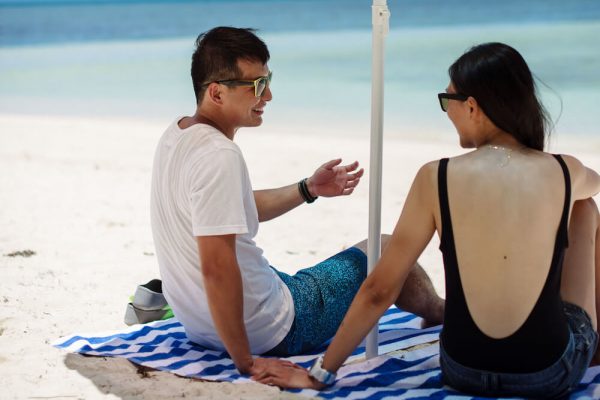 gallery-3 Big Cat Green Island Reef Cruises Beach Couple